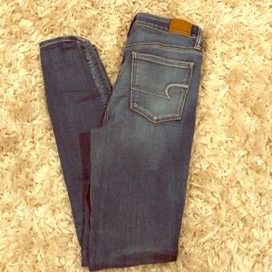 American Eagle Super Hi-Rise Button Front Jegging